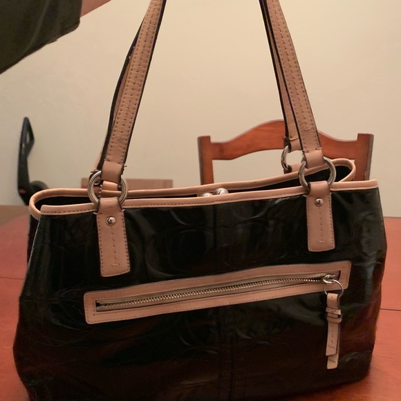 COACH Platinum Leather Trim Bag. Very classy. Multiple compartments. - Picture 5 of 11